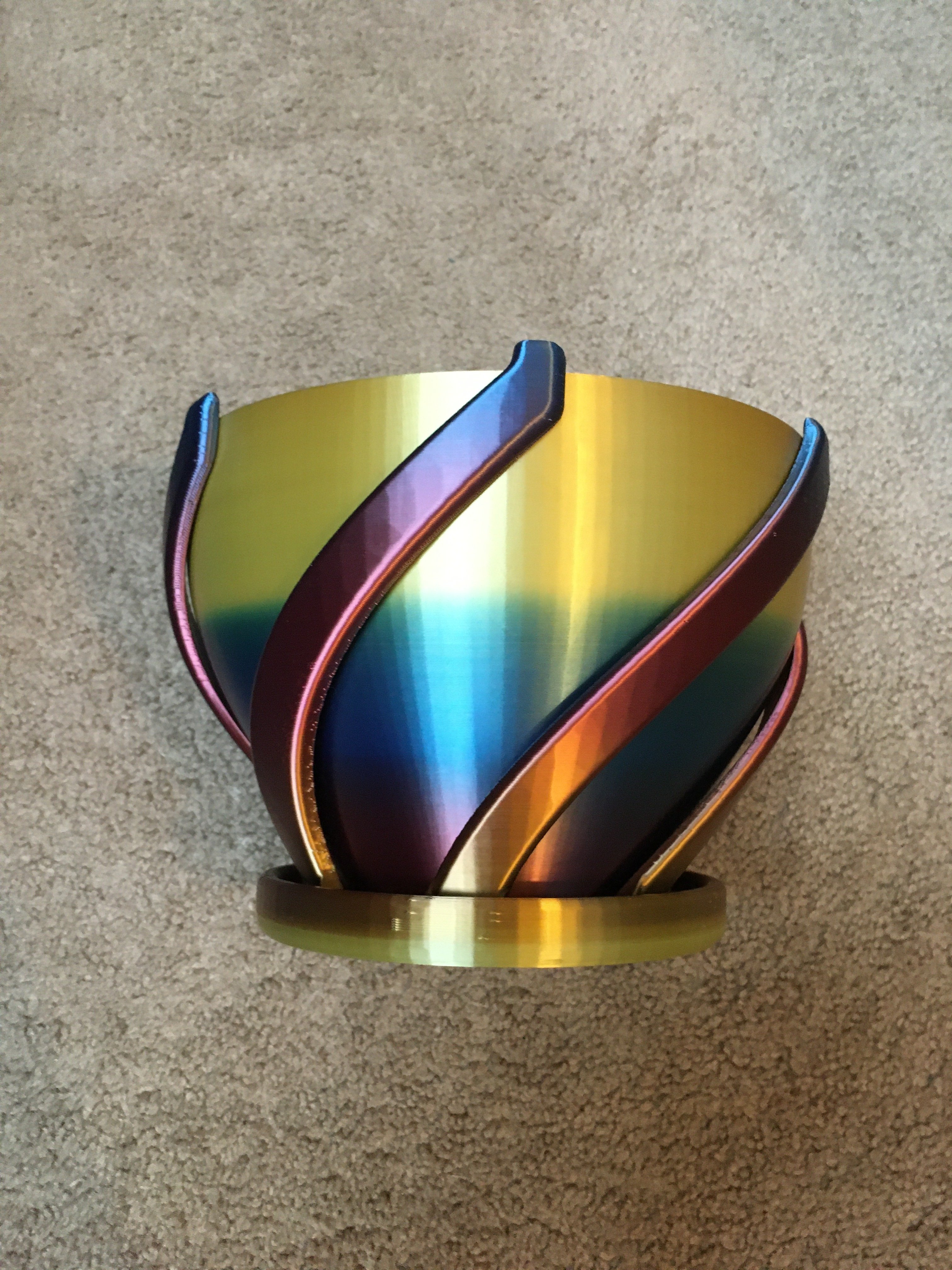 Spiral Planter with Plate