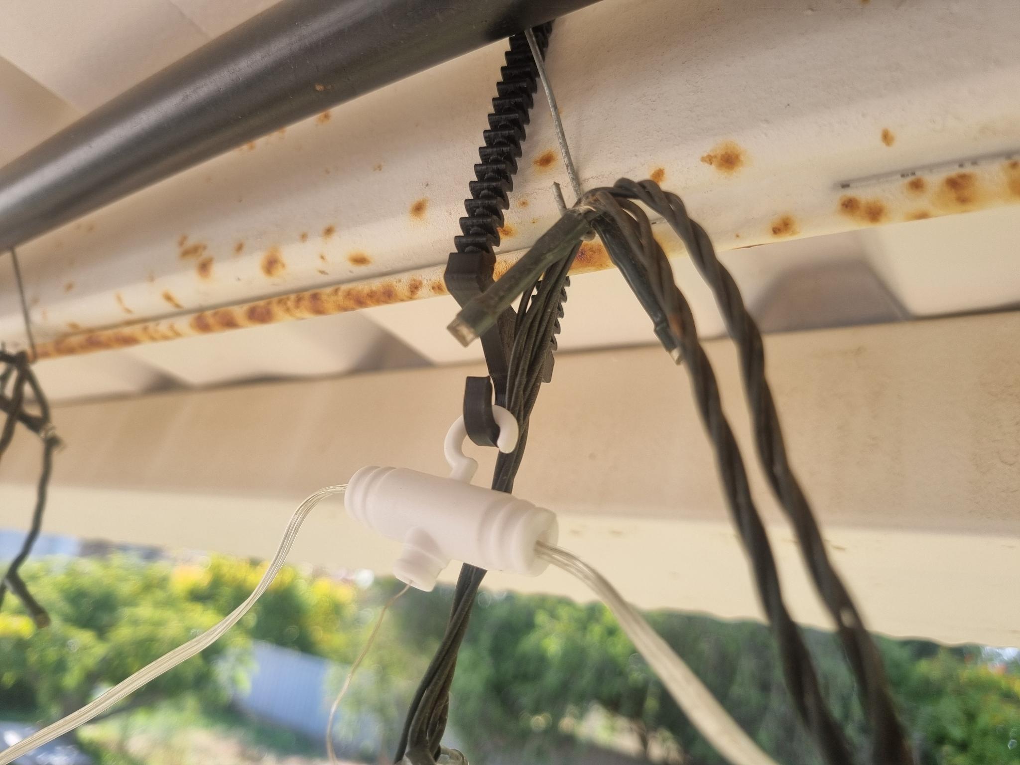 Flexible Girder Cable Hanger