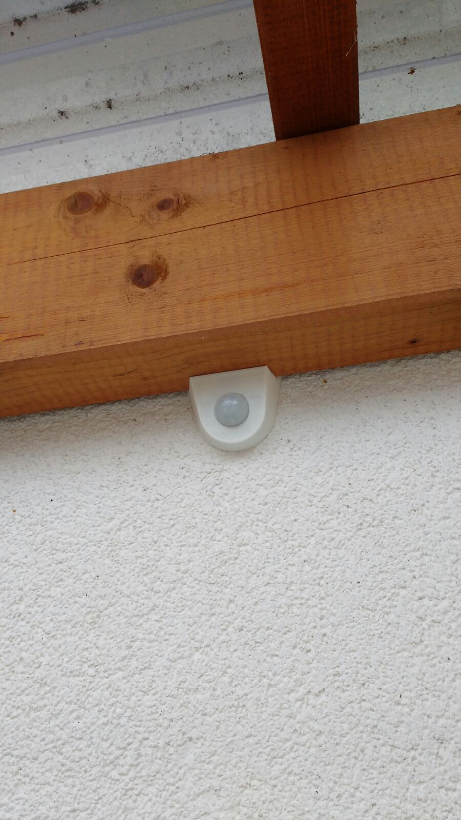 GAP PIR - completely screwless enclosure for cheap motion sensor