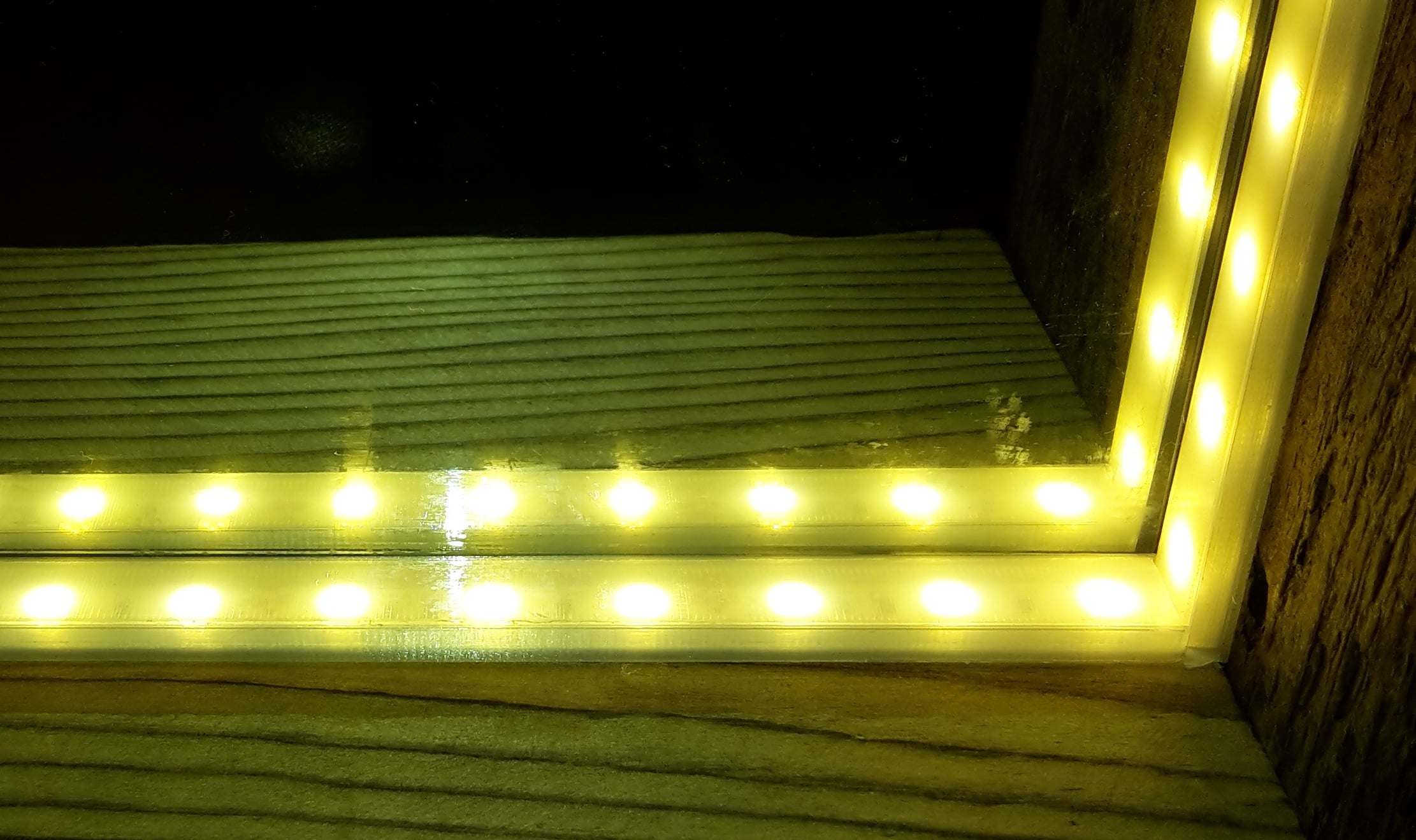 LED strip defuser mounting profile