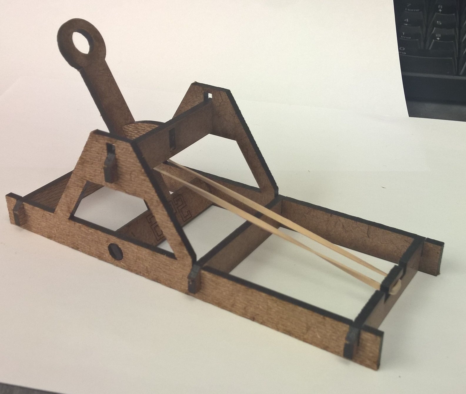 Tension catapult