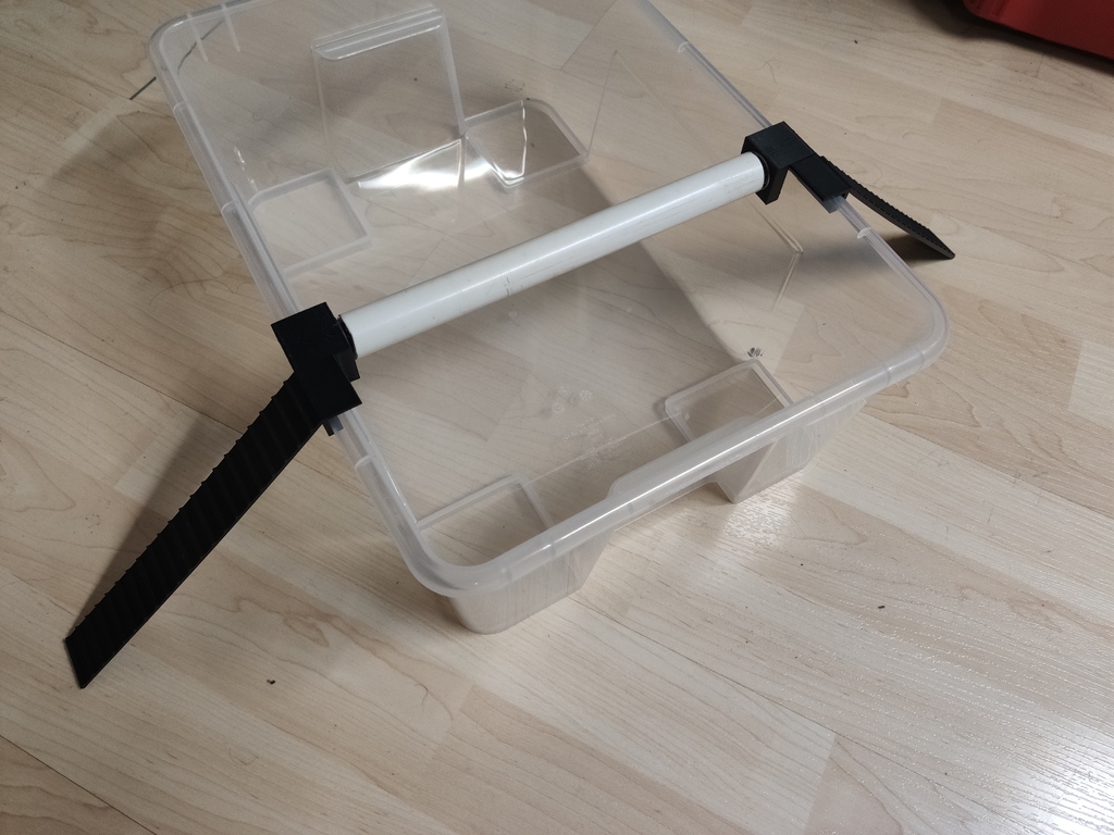 Rolling log mouse trap for IKEA SAMLA bin, with printable ramps