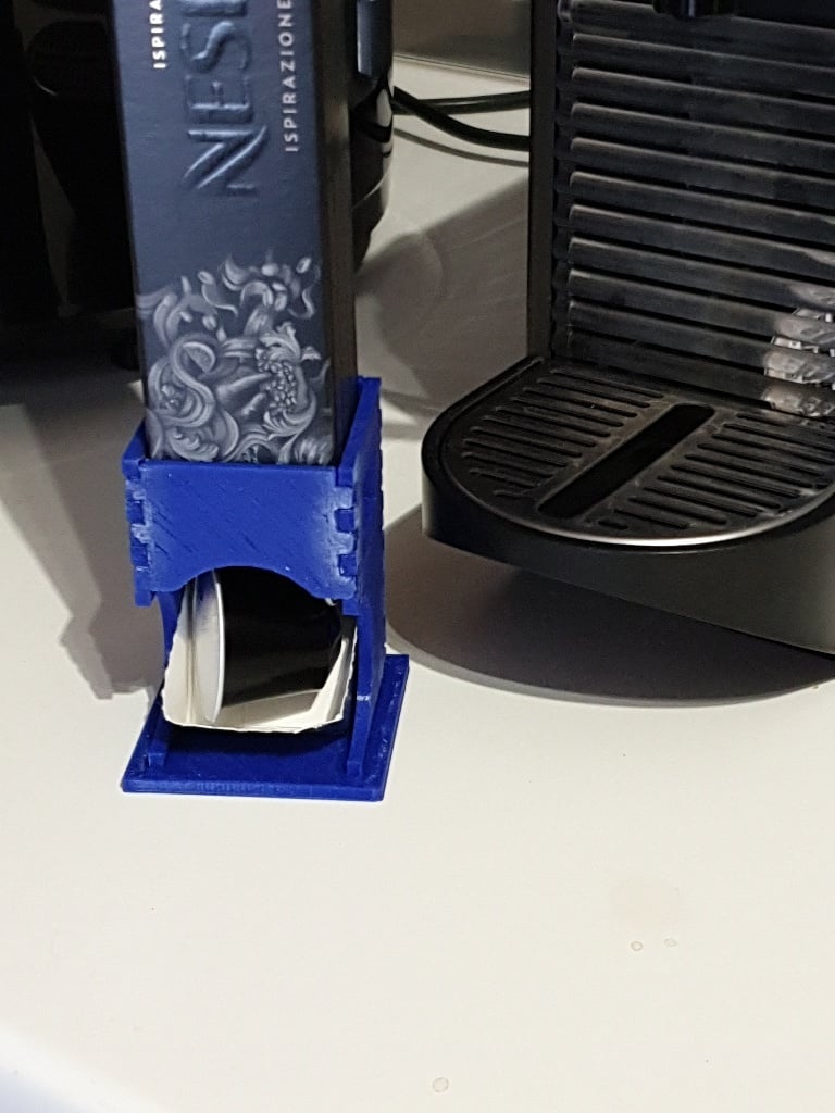 Nespresso capsule compact dispenser