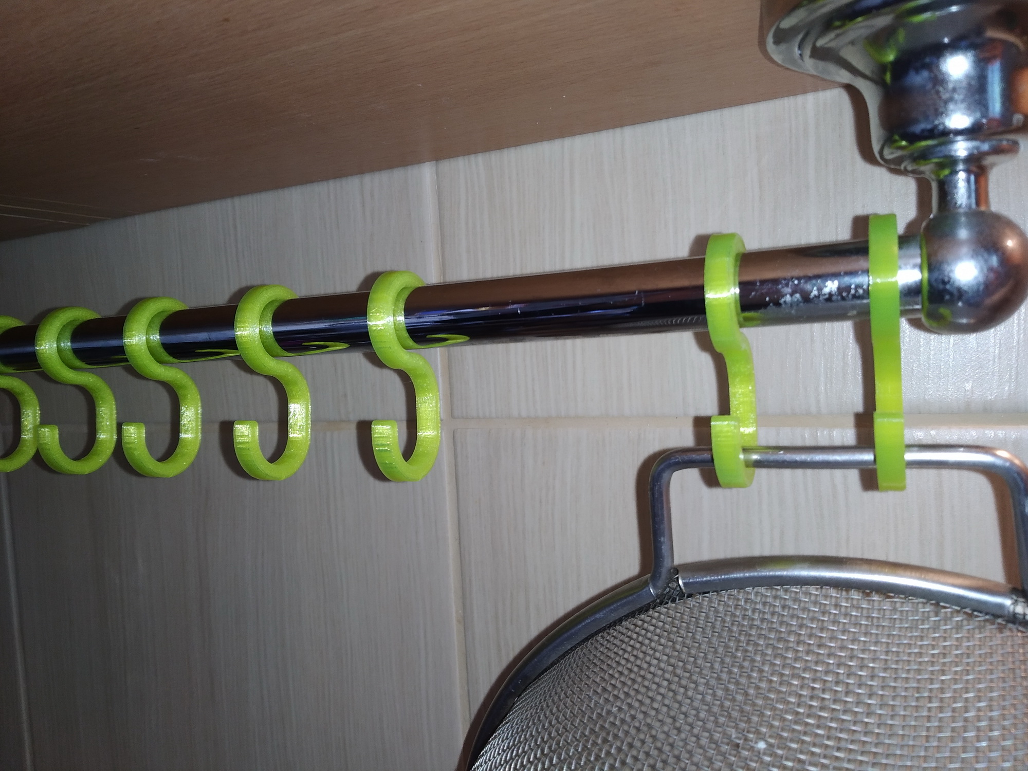 S-hook for kitchen (pipe D=16 mm)