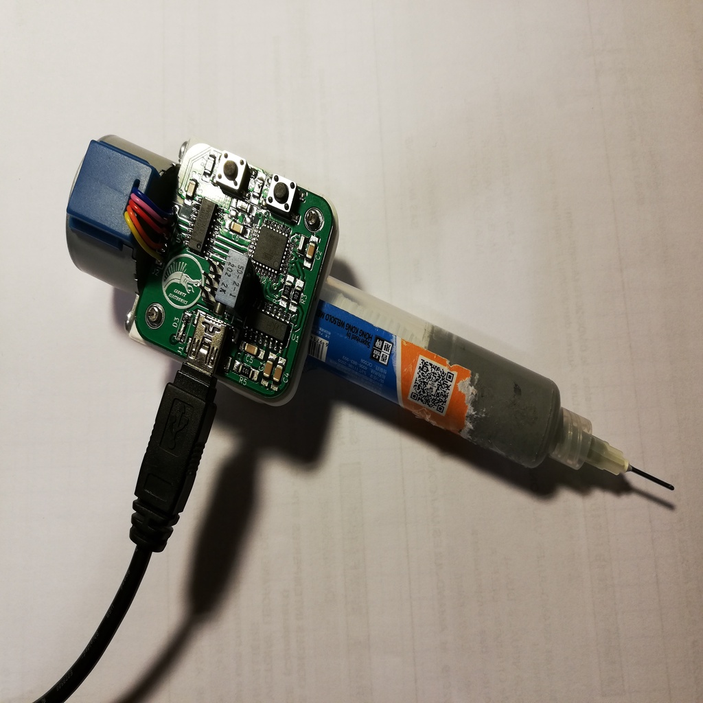 Automatic solder paste dispenser 