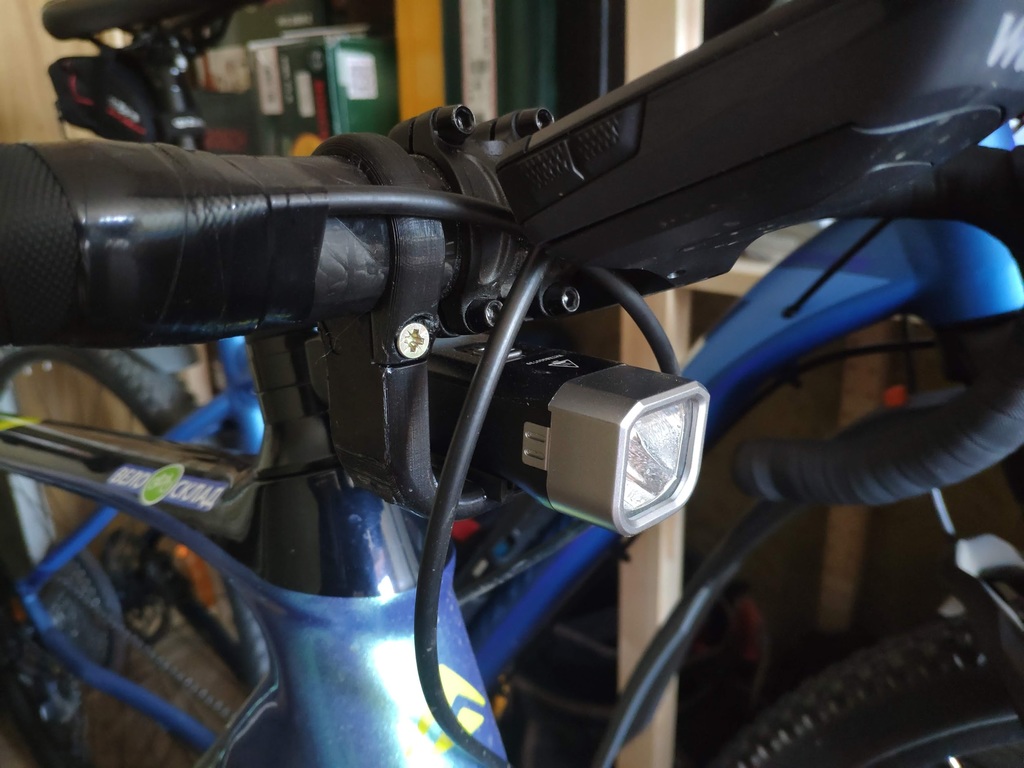 Headlight mount for bike (Fenix BC25R)