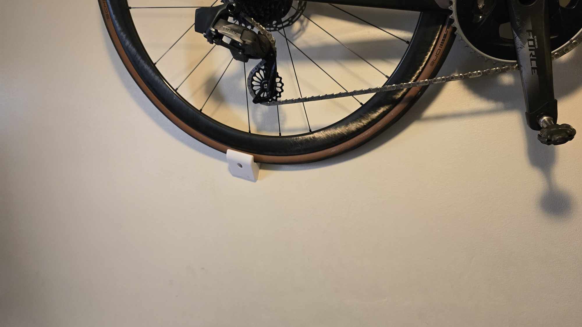 Simple Wall mounted slanting bike rack
