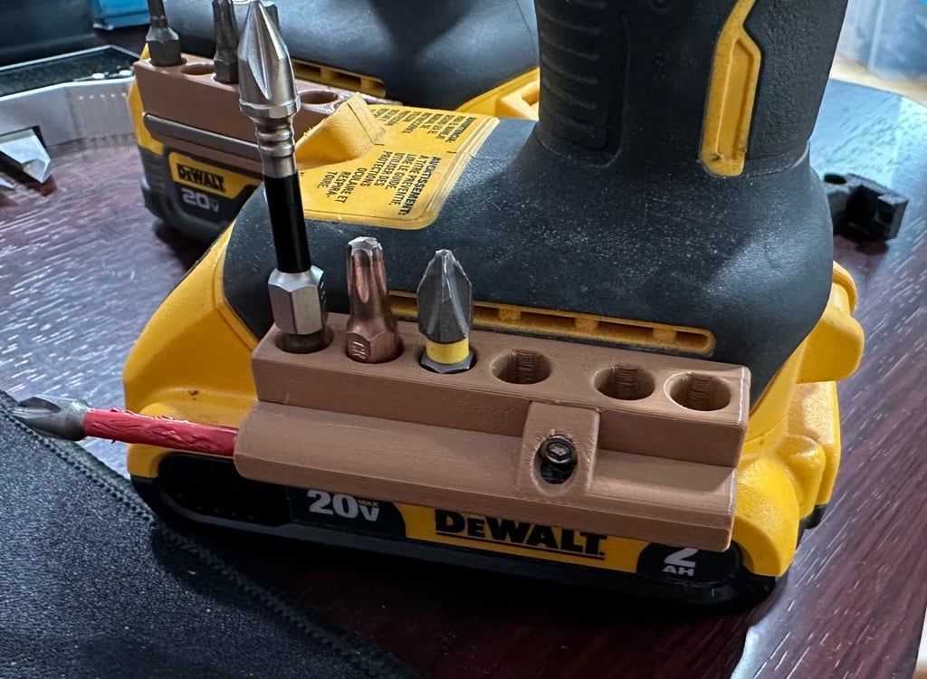Dewalt drill extra bit holder 7 bits