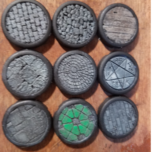 25mm miniature bases with penny insert