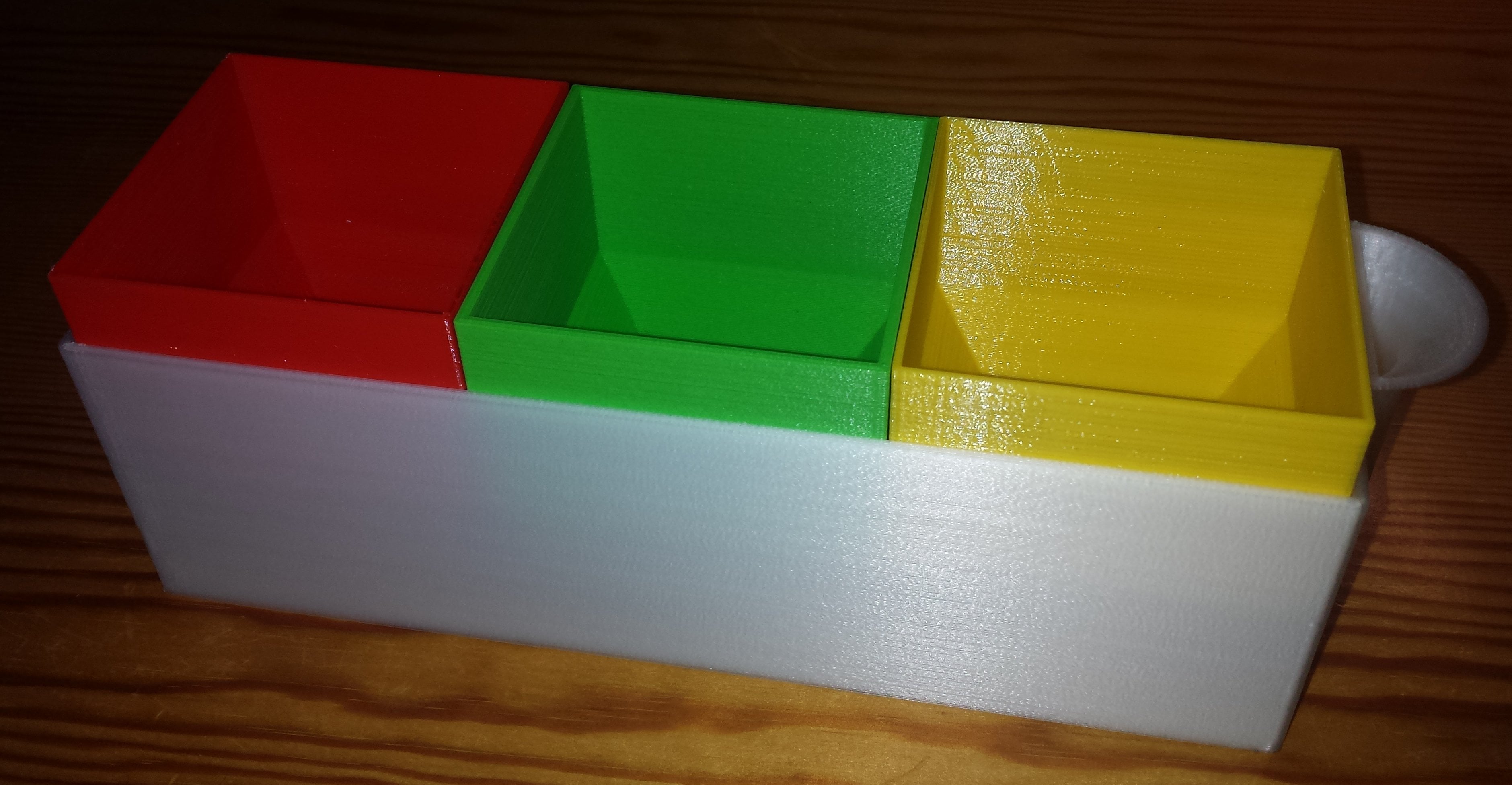 Modular self-watering planter