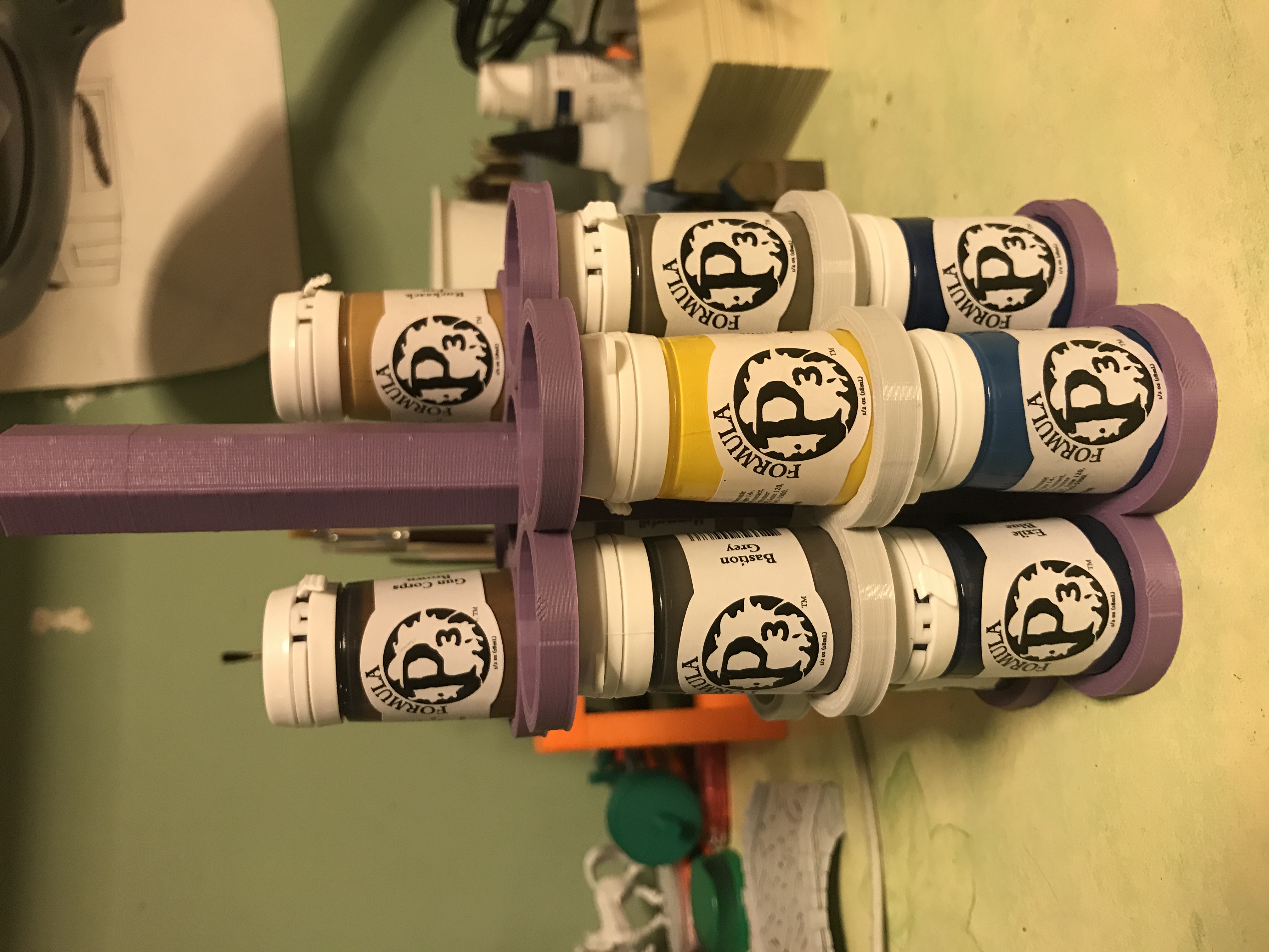 Formula P3 paint carousel