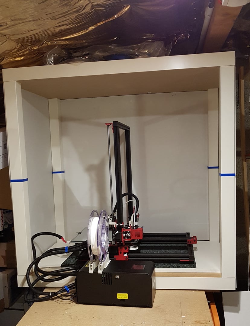 Lack Stacker