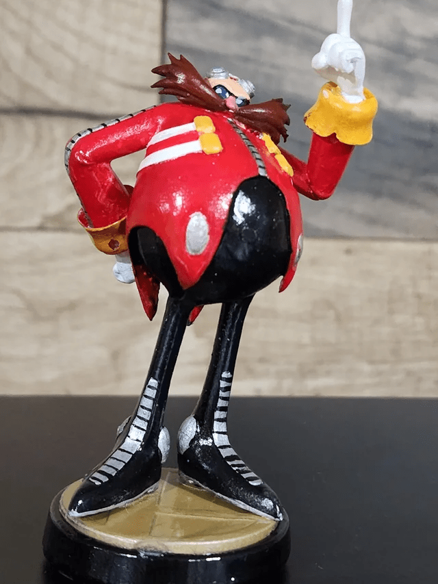 Team Eggman Figurine Set: Eggman, Metal Sonic, Infinite, E102-Gamma, and Chaos Amiibo Figure's