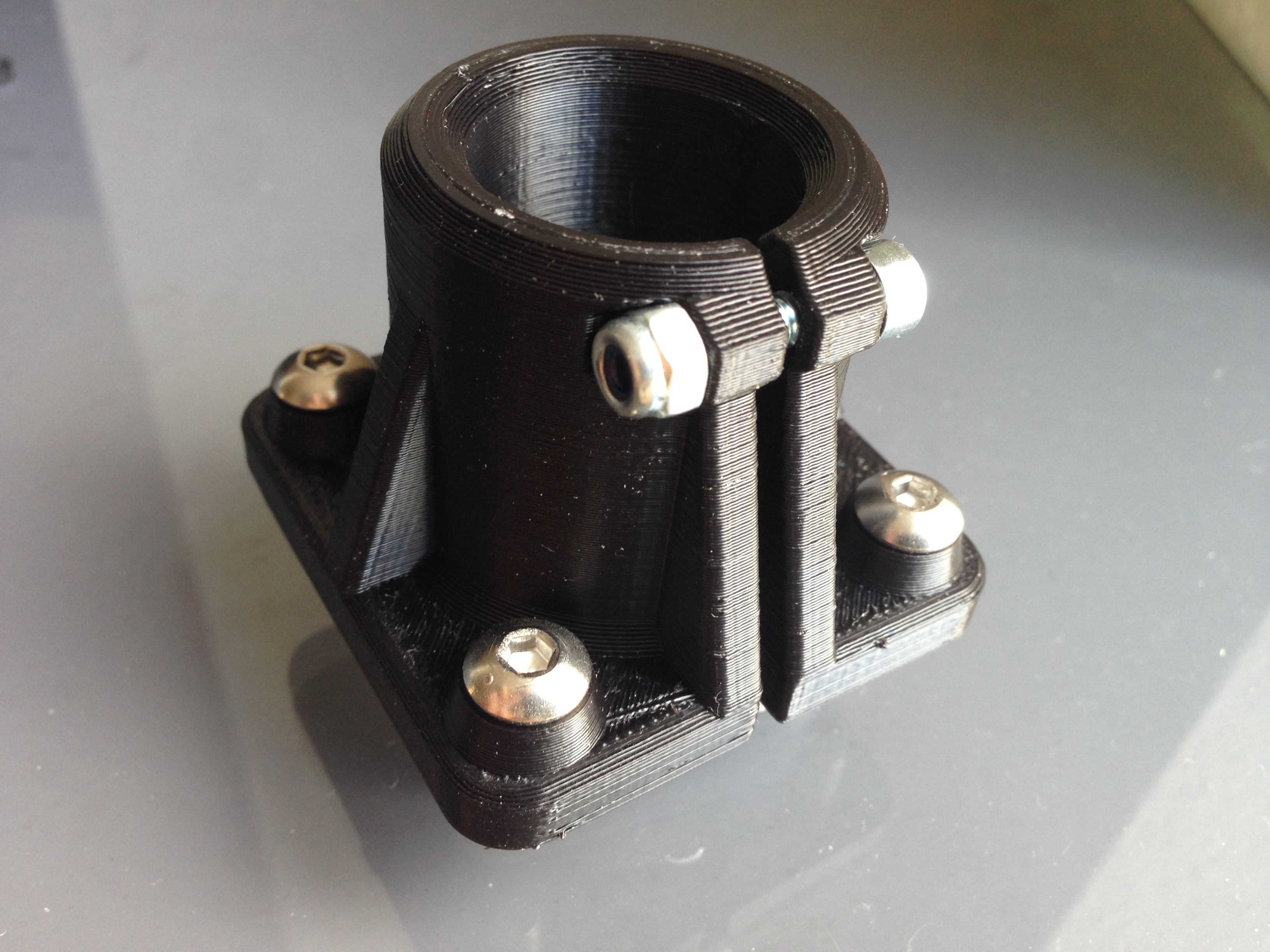 Corner Foot MPCNC F525 - 25mm Conduit - 4x m5 - 1x m4