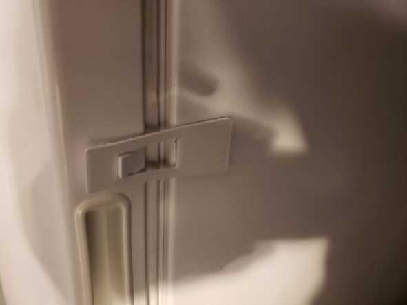 Freezer safety latch