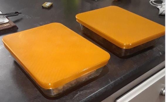Lid/cover for 750ml rectangular Pyrex container