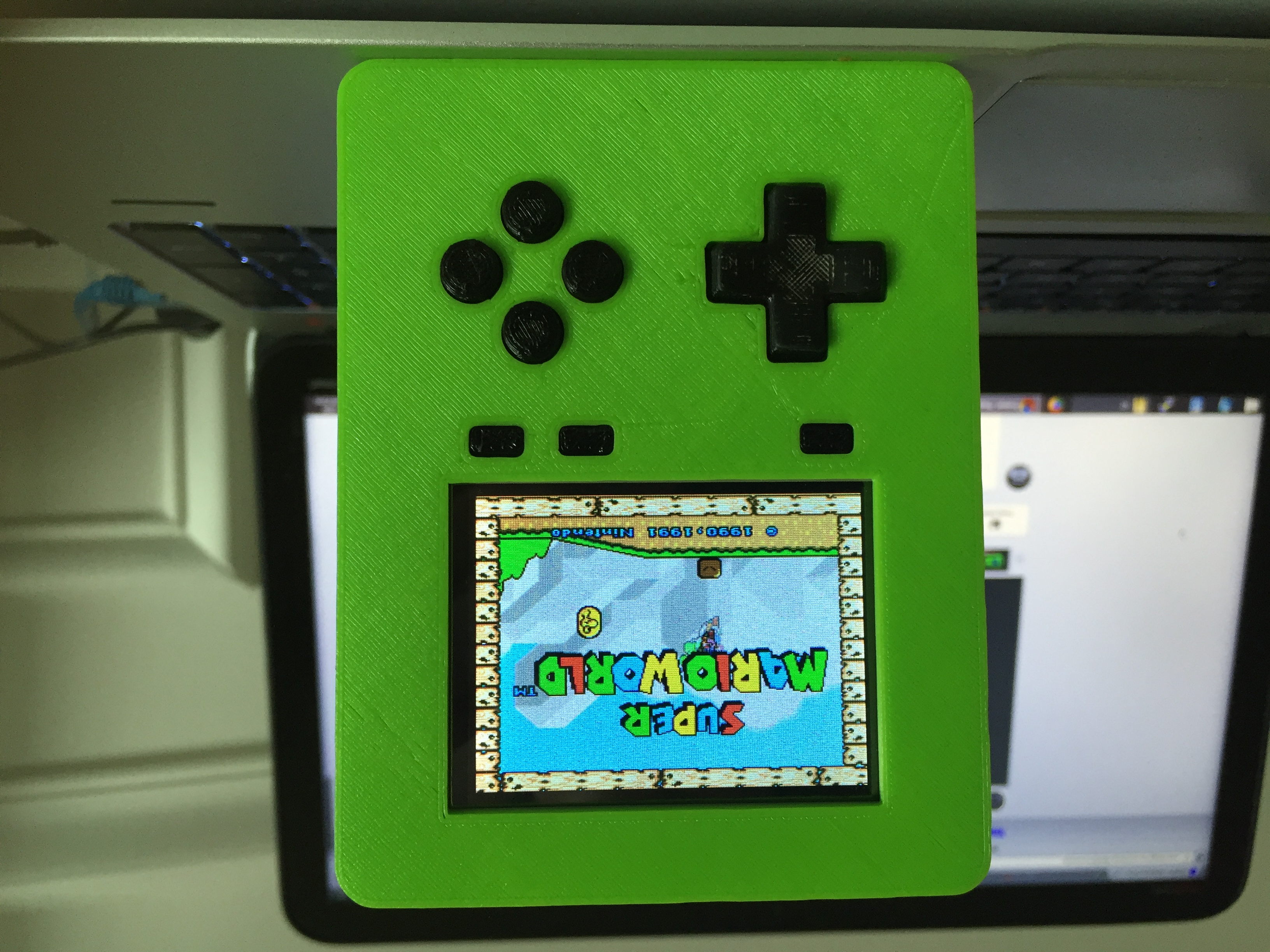 Pirakeet V2 - Raspberry Pi Zero Handheld Retro Game Console