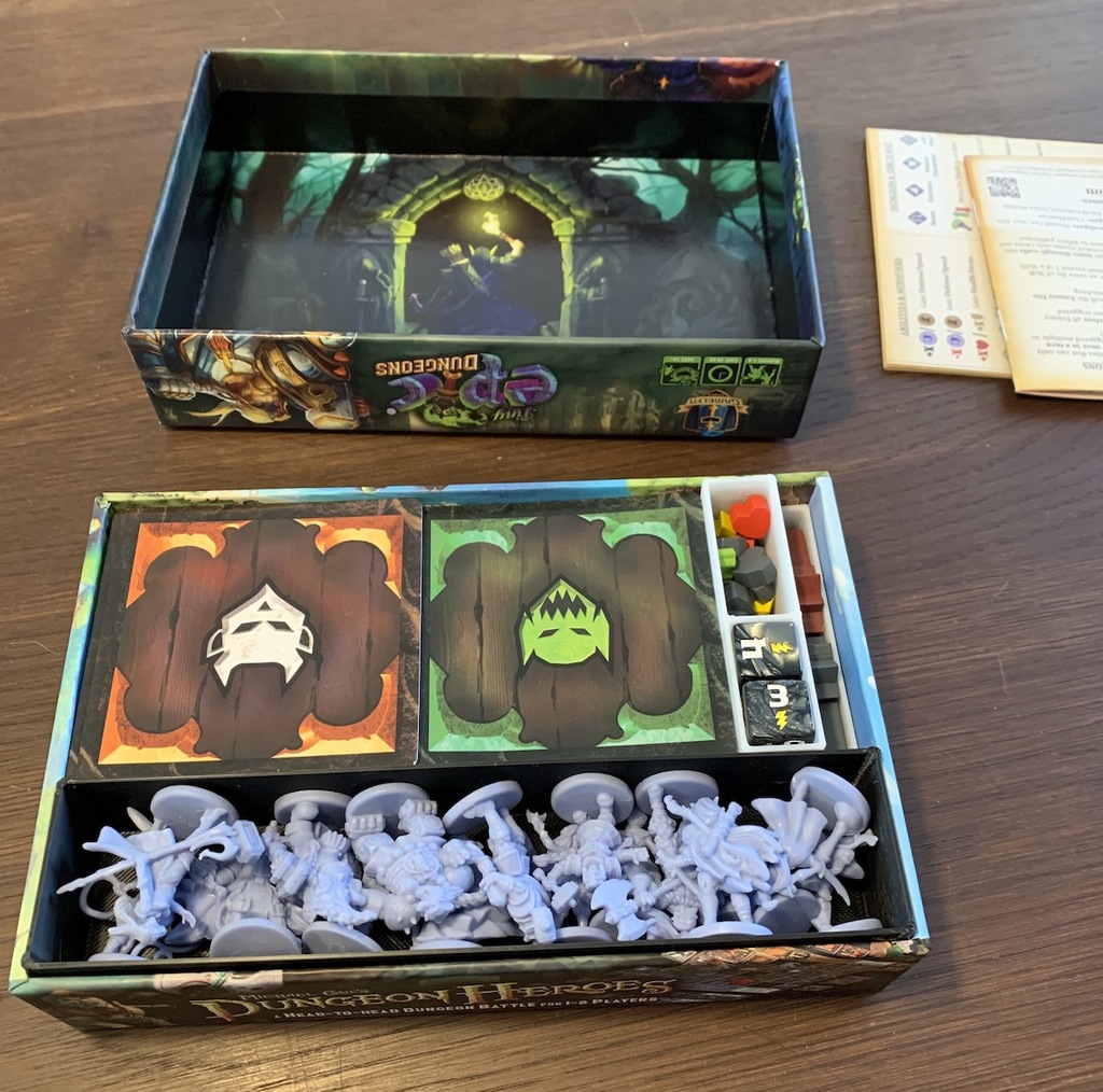 Tiny Epic Dungeons + expansion insert