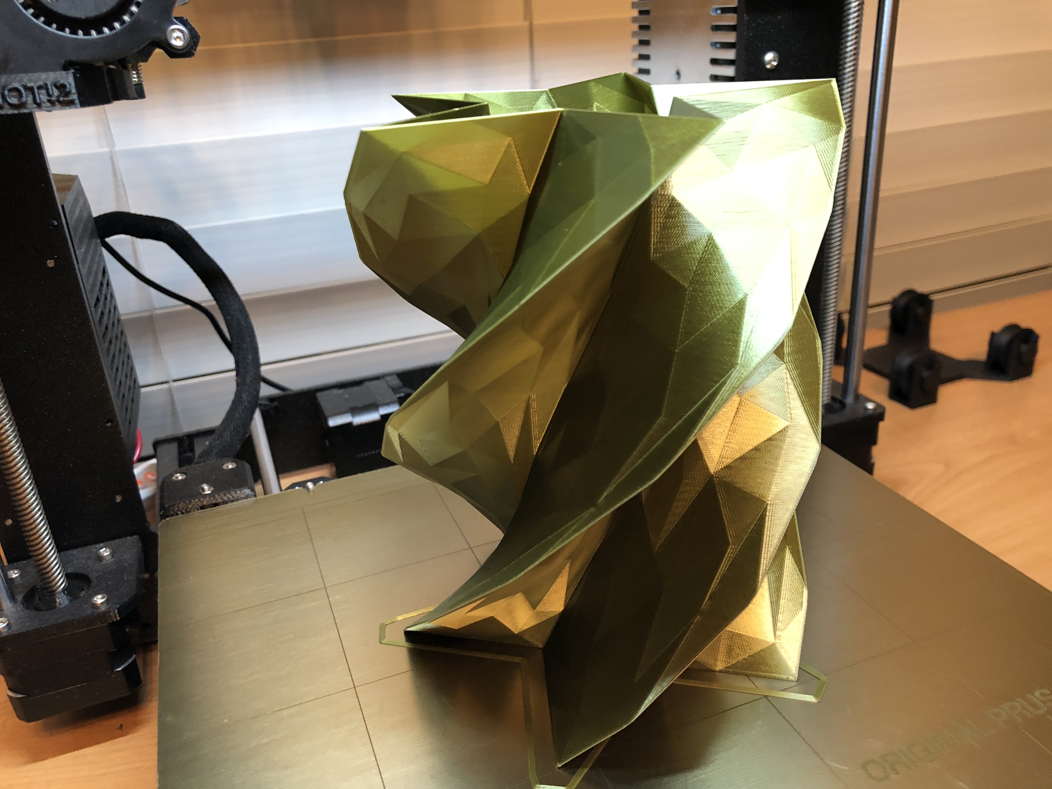Star Low Poly Vase