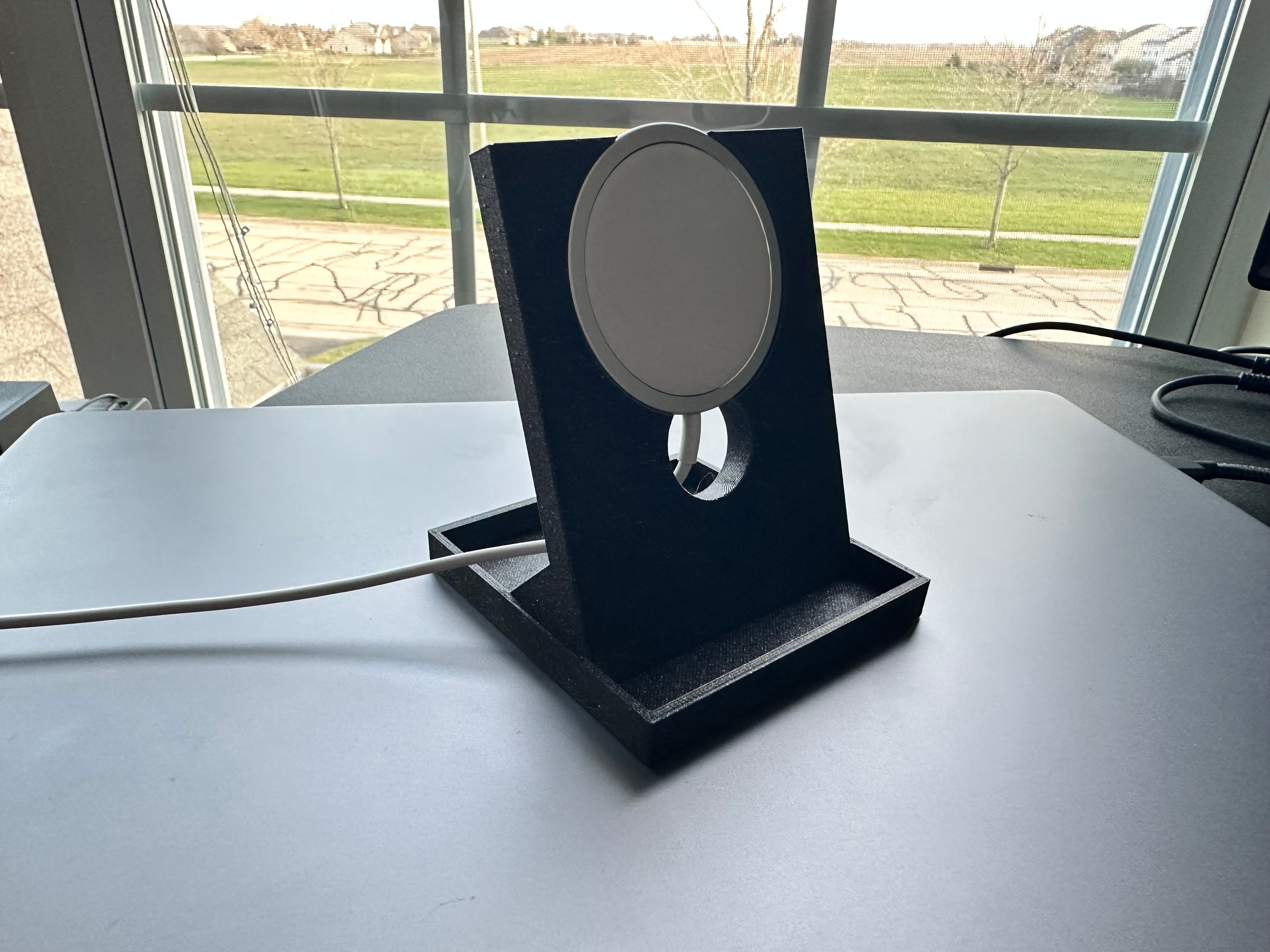 Remixed Iphone 14 pro stand (magsafe) for OtterBox Defender