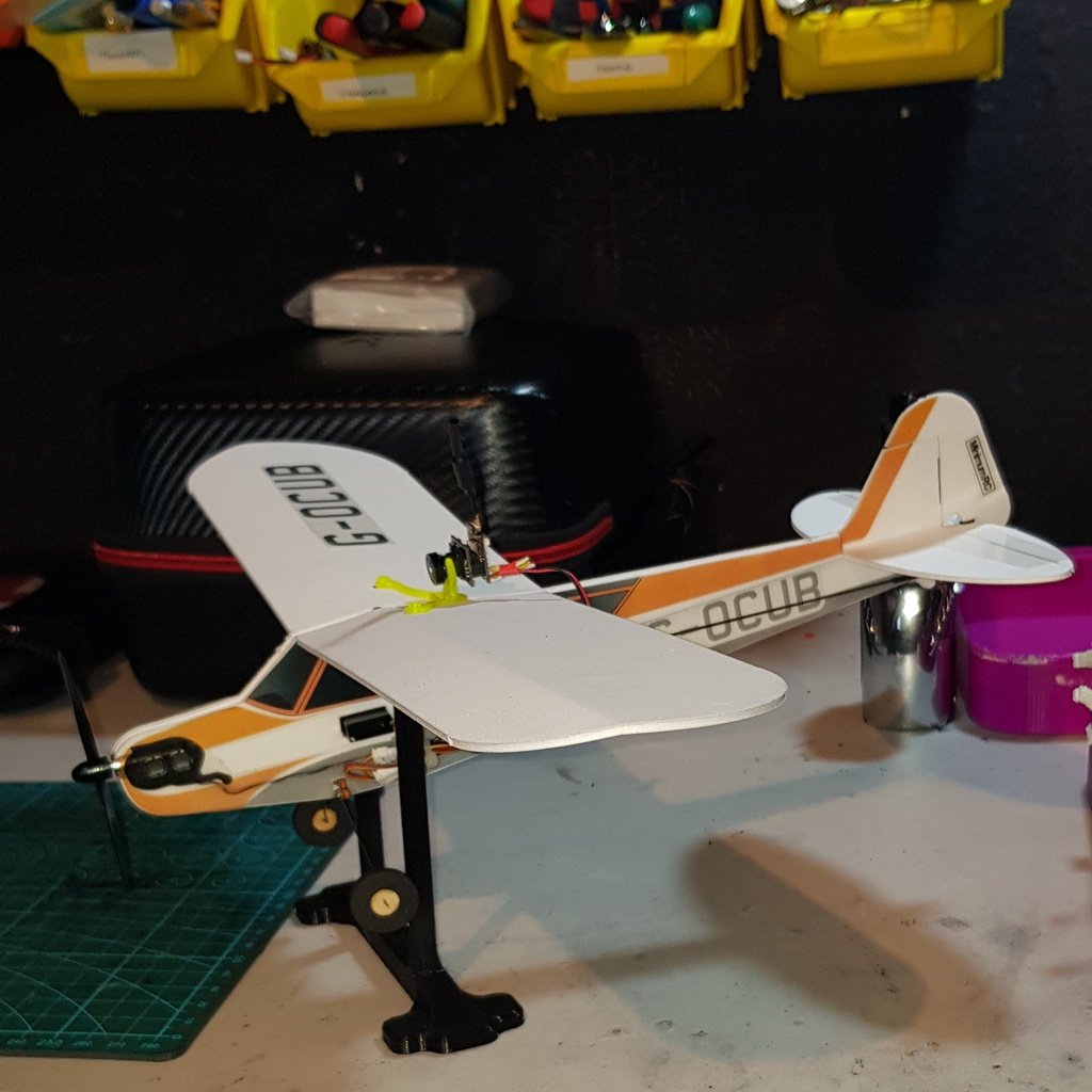 Micro RC Plane CoG Finder