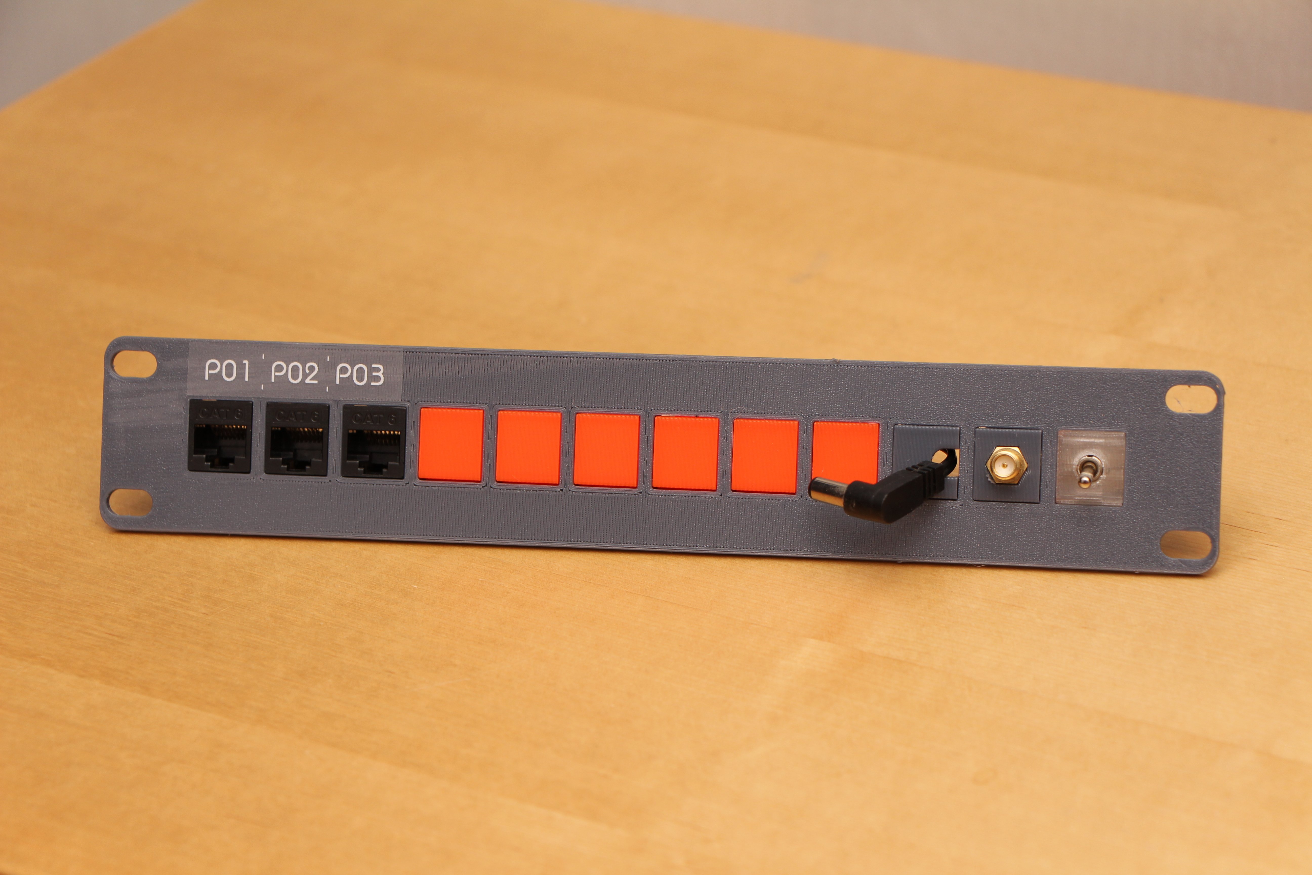 10" 12 module keystone patch panel and modules (blank, cable hole, SMA, toggle switch)