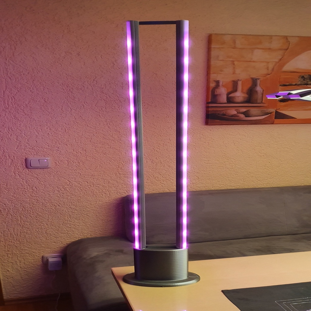 Twin_Hue Lamp with Philips Hue Lightstrip