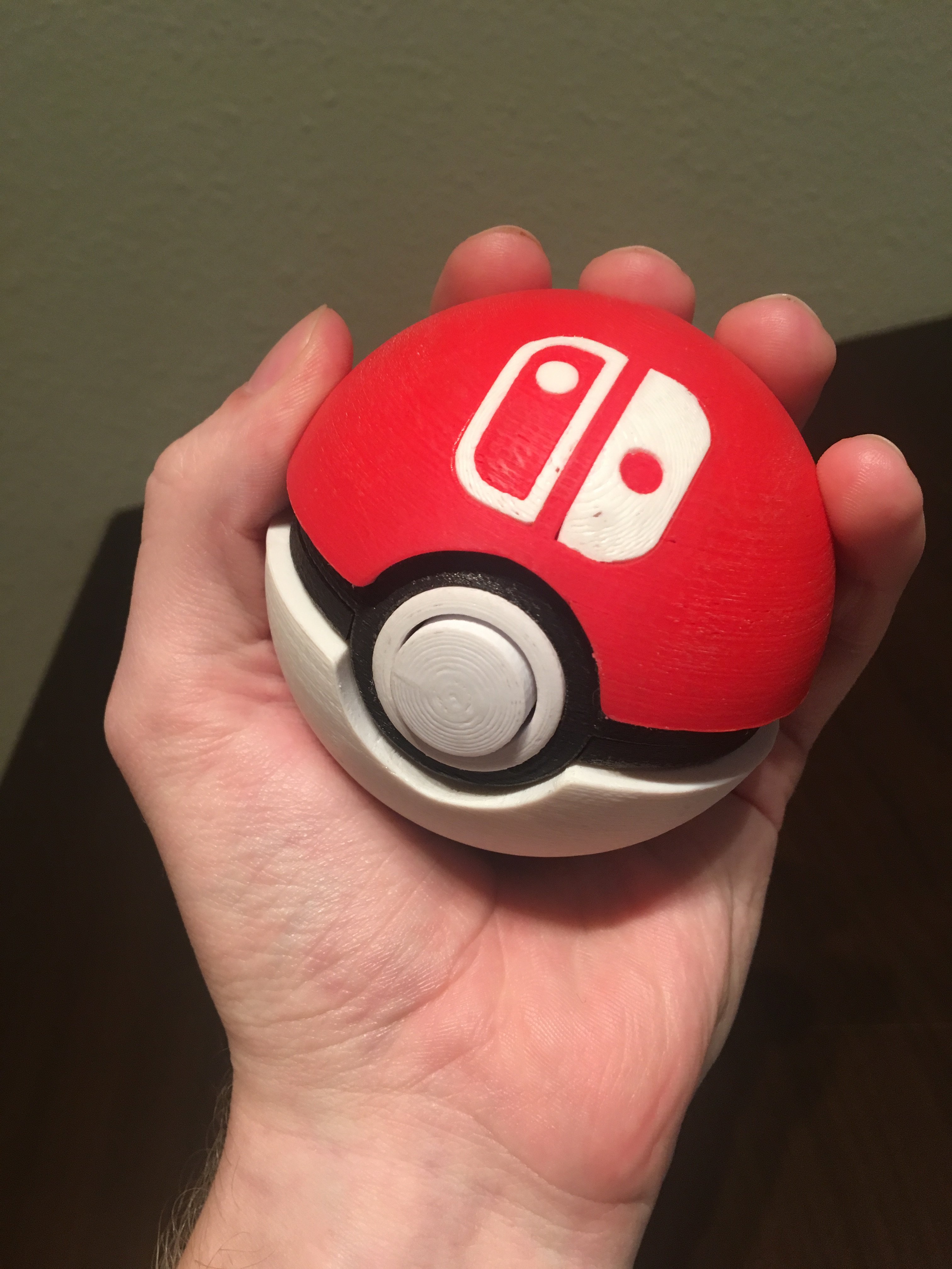 Functional Pokéball - Nintendo Switch Game Cartridge Case