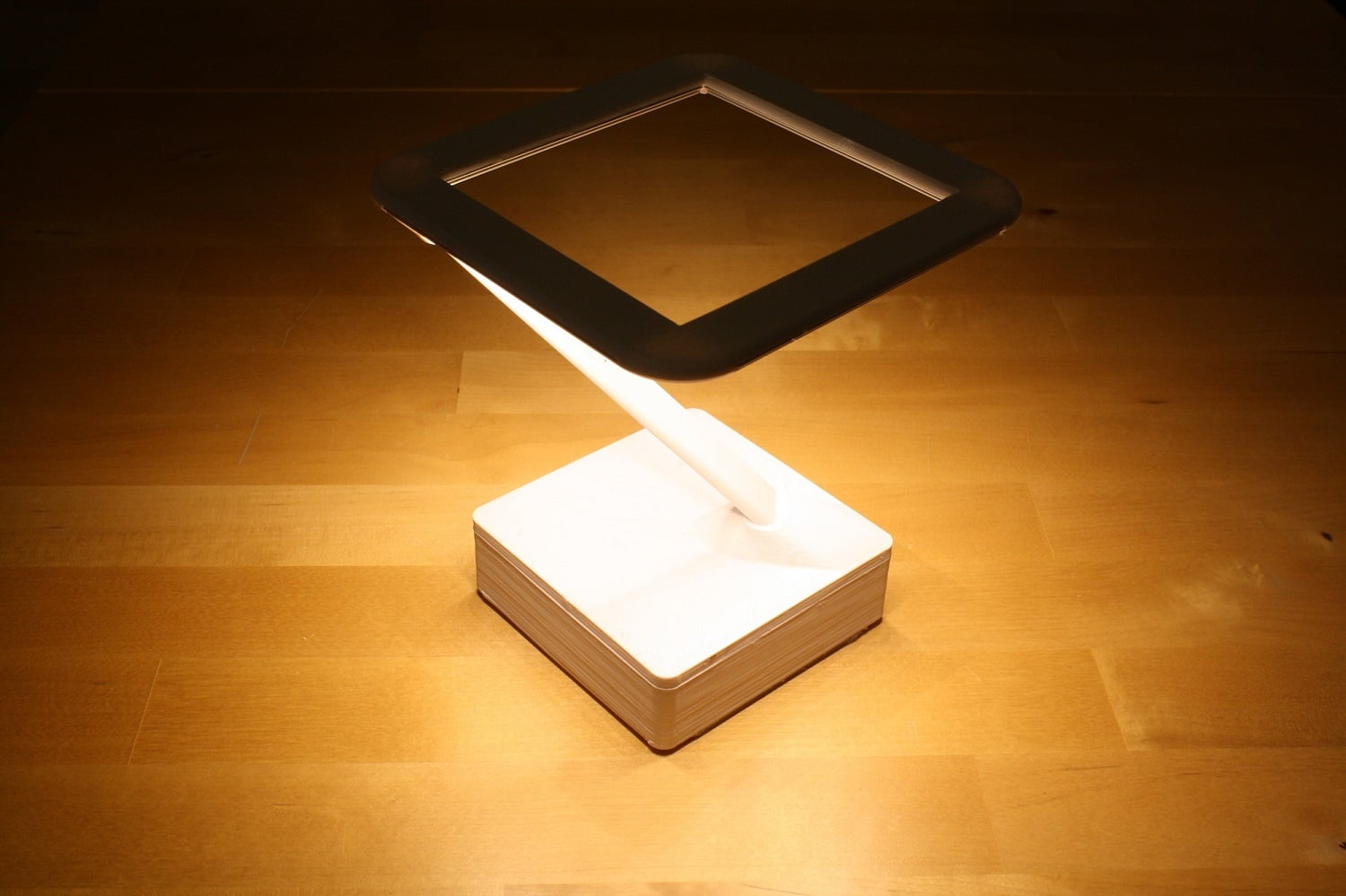 Battery Powered Smart Table Lamp