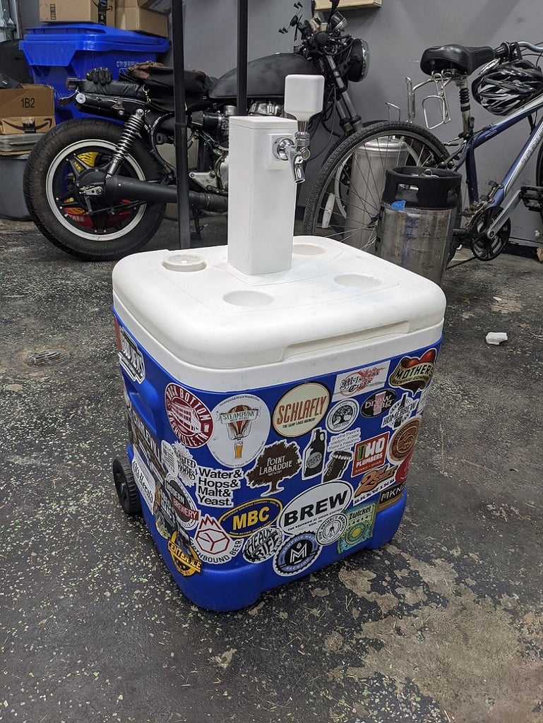 Square Draft Tower for Ice Cube Cooler