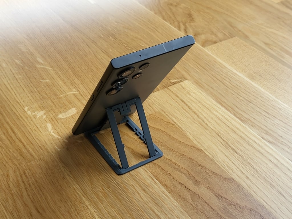 Portable Card-sized Phone Stand