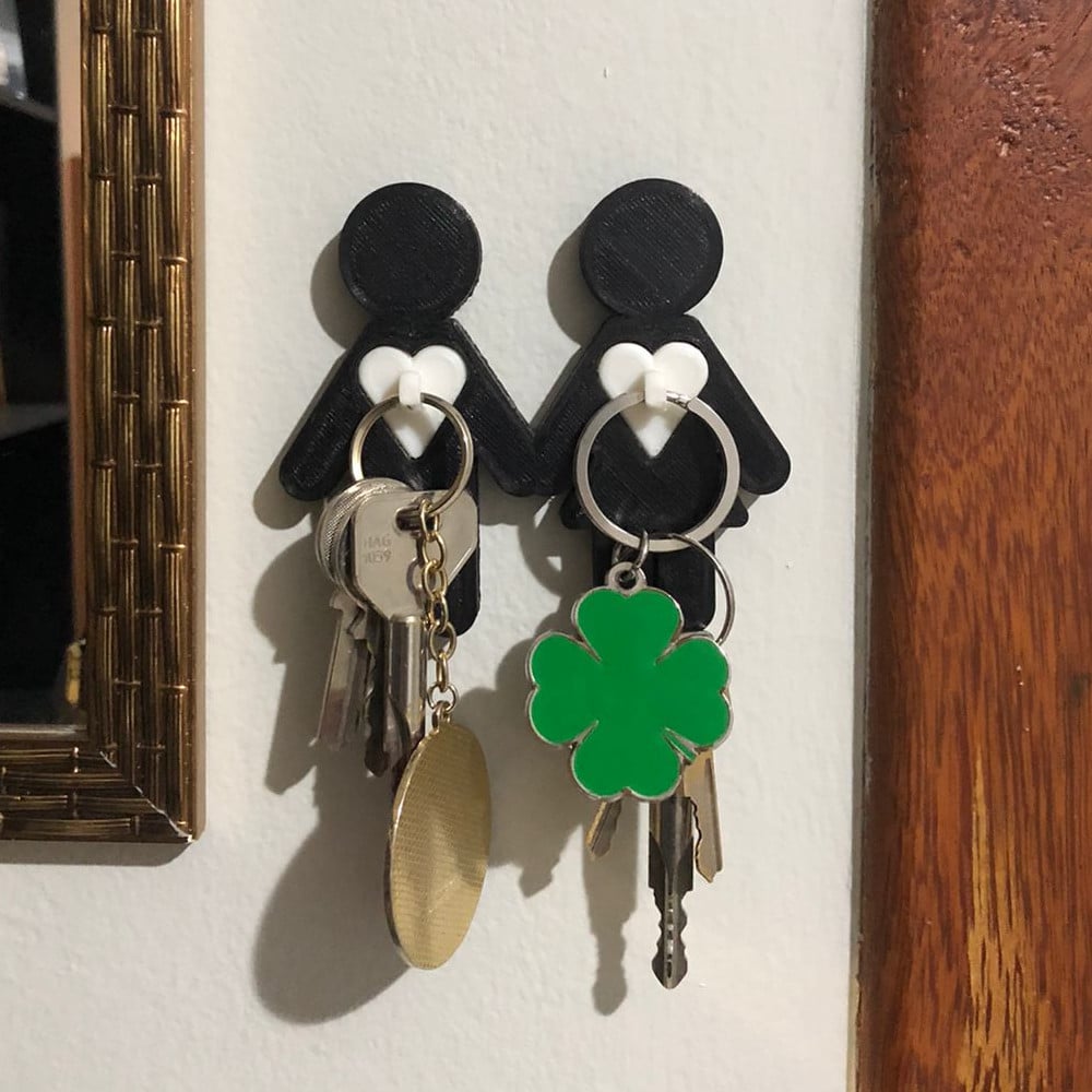 Couple Key Hanger Holder With Heart Keychain