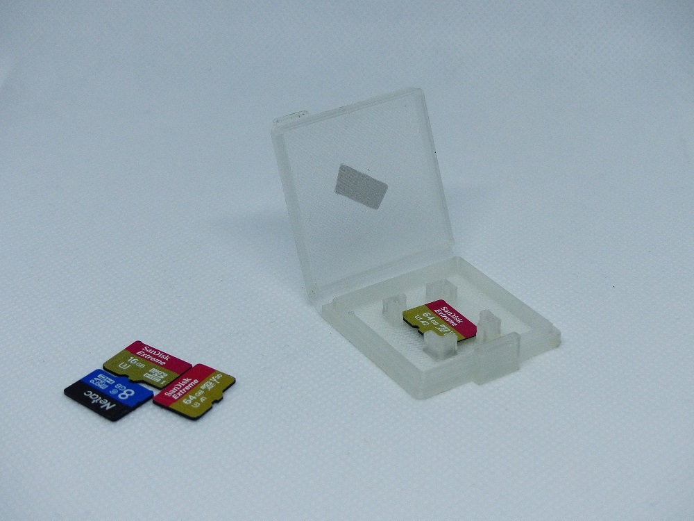 Case for 1-4 Micro SD Cards
