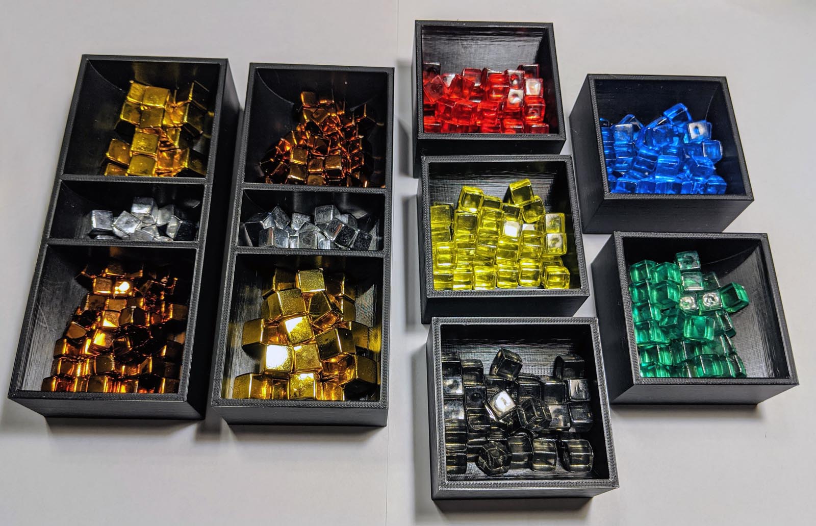 Cube boxes for Terraforming Mars