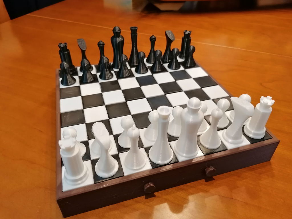Portable Chess Board with Pieces