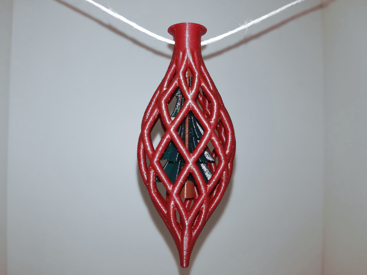 Materials Solutions Christmas Bauble (multi material)