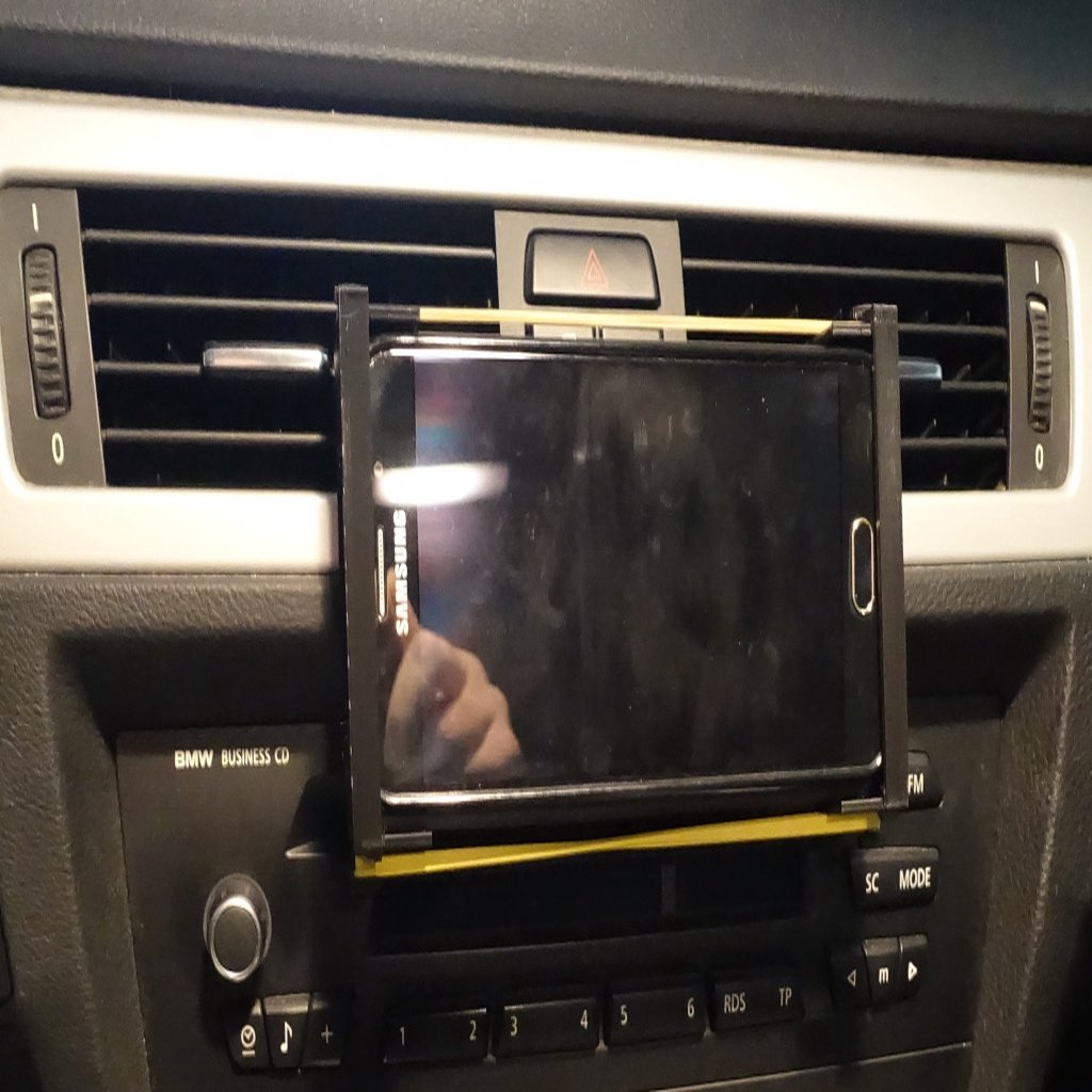 Customizable mobile phone mount for car via air vent