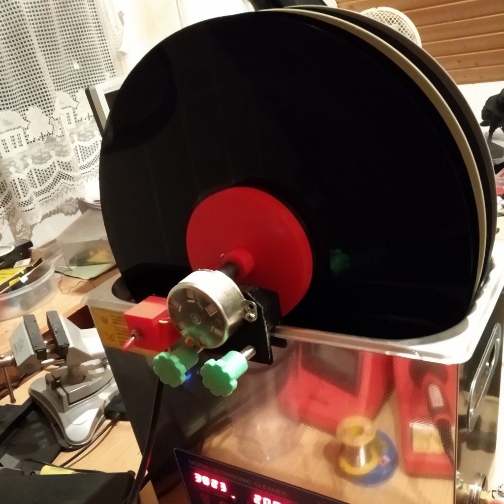 Vinyl record cleaner / Schallplatten Waschmaschine