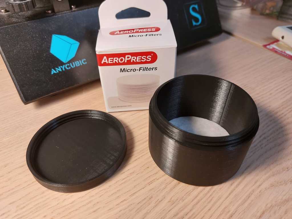 Container / box for aeropress filters (with Fusion 360 source file)