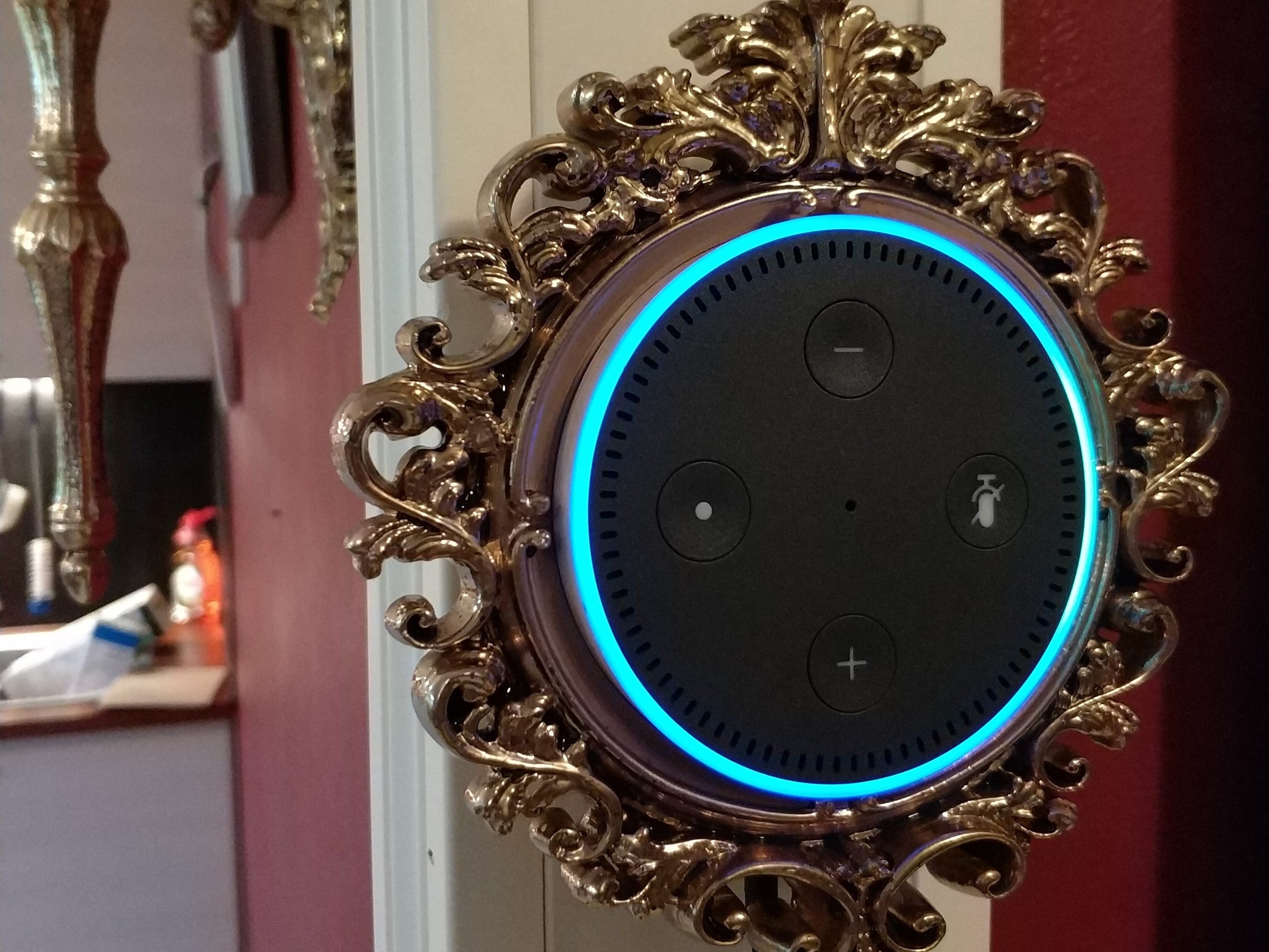 Baroque Echo Dot Wall Mount