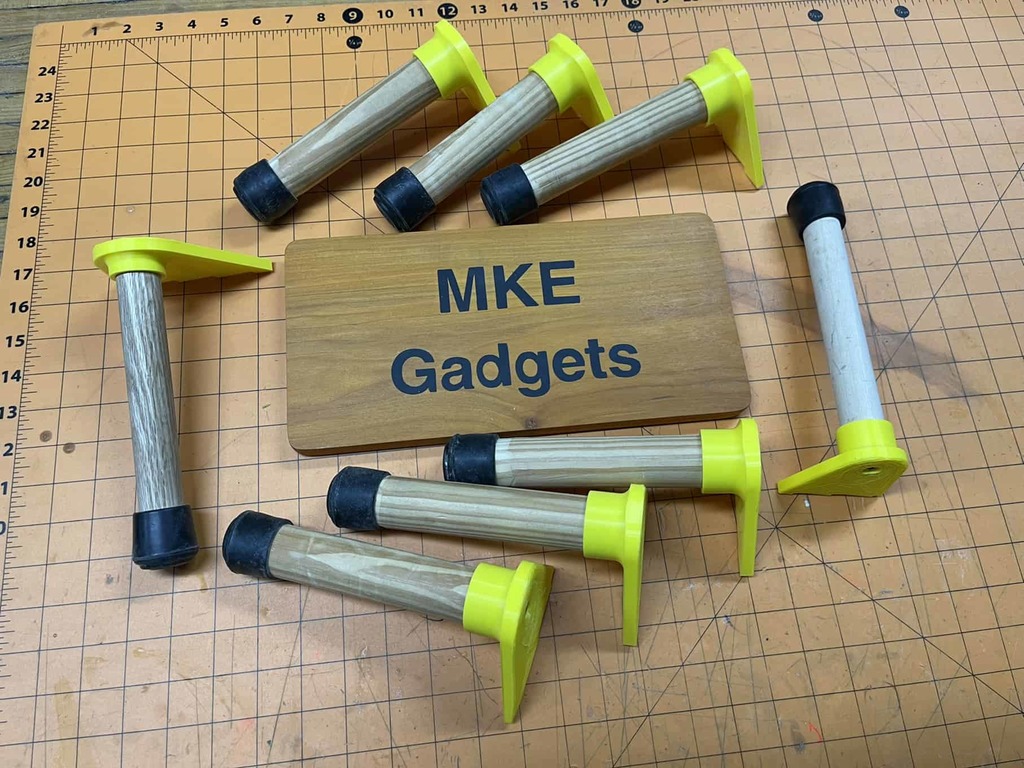 Chop/Miter Saw Helper @ MKE Gadgets #185