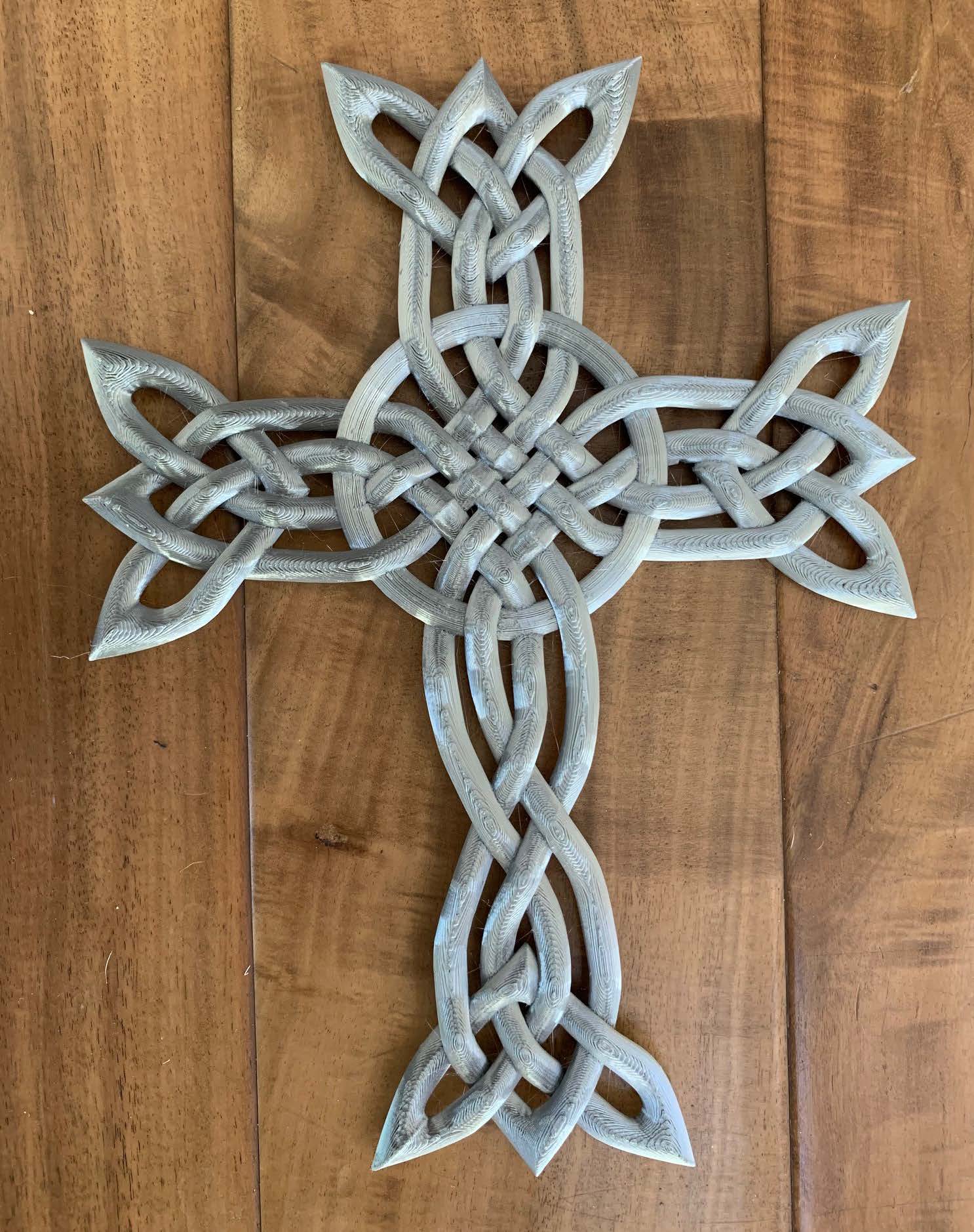 Intertwined Cross