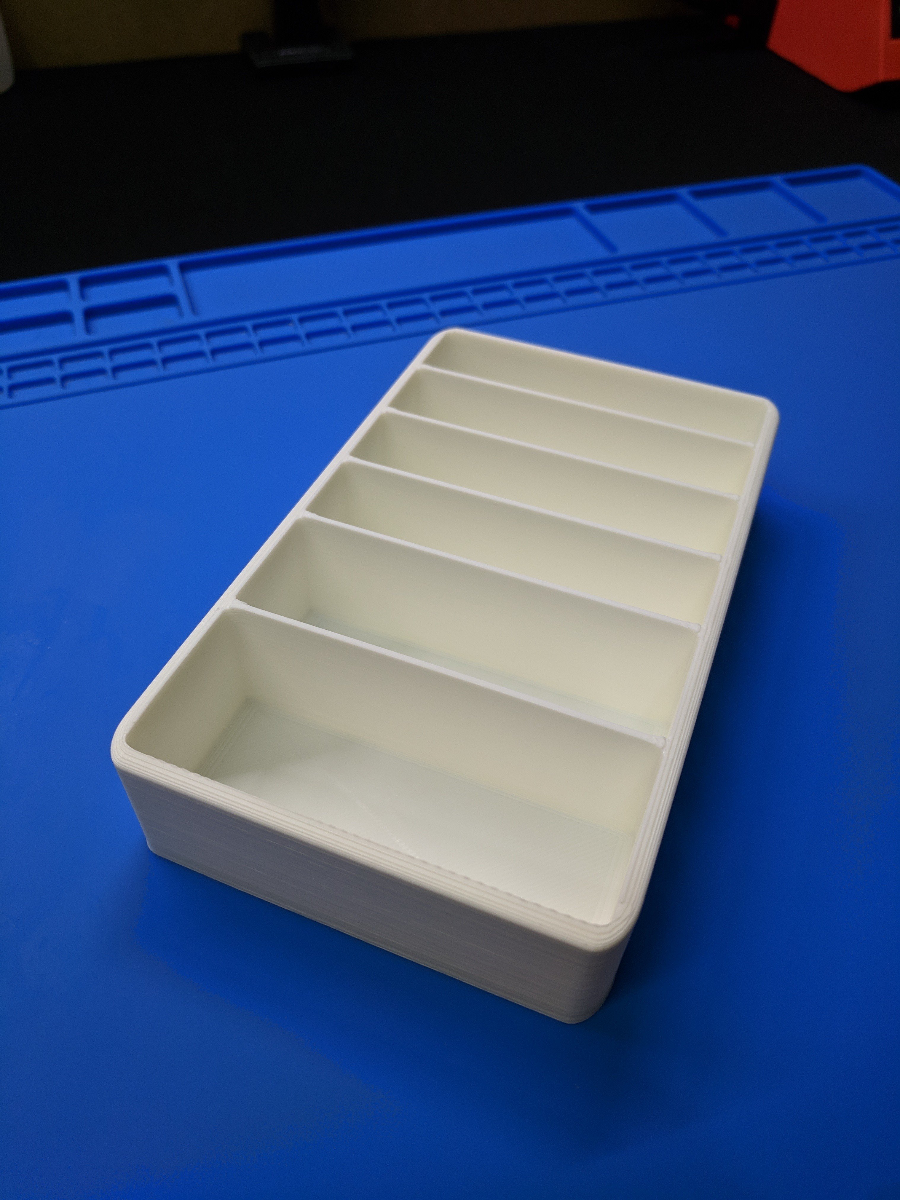 Makeup Compact Organizer
