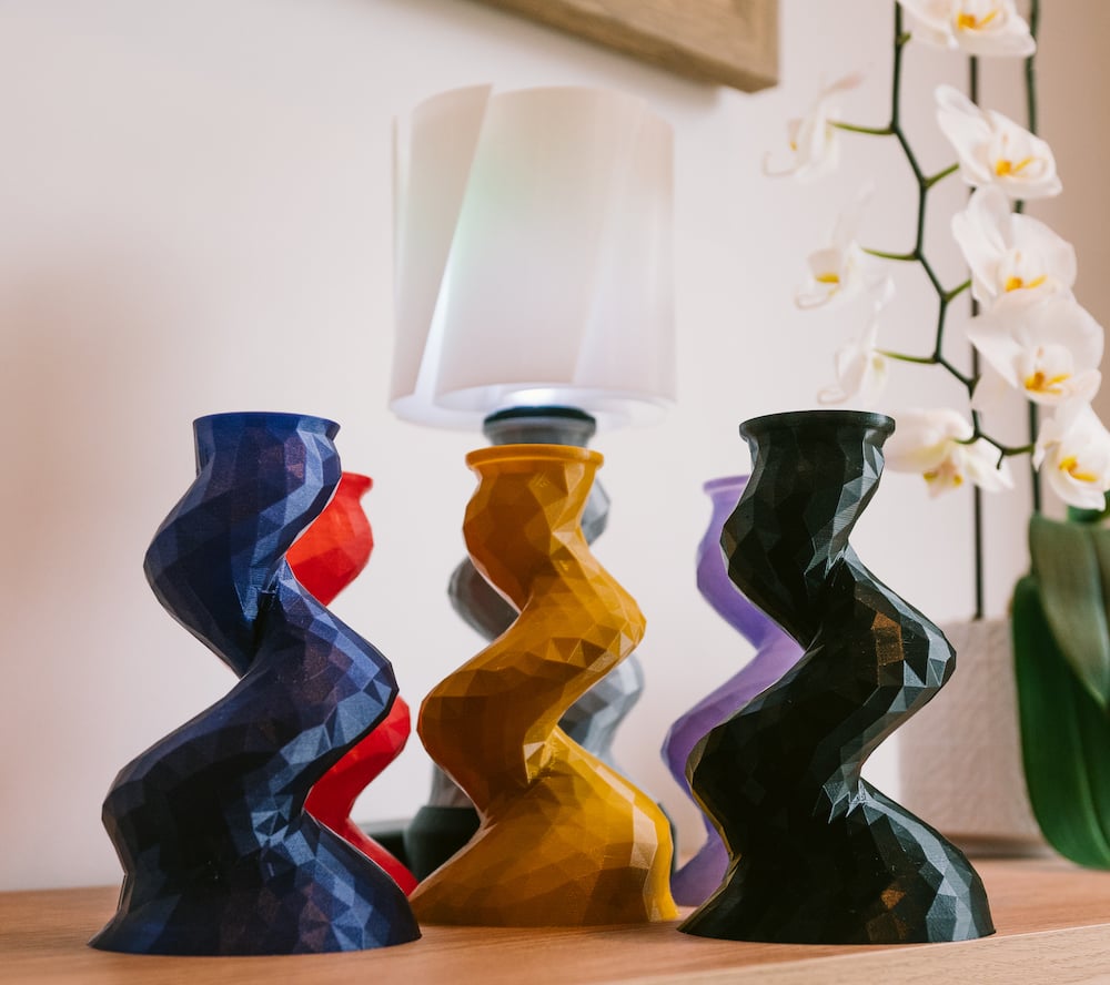 Low-poly Twist Mood Lamp