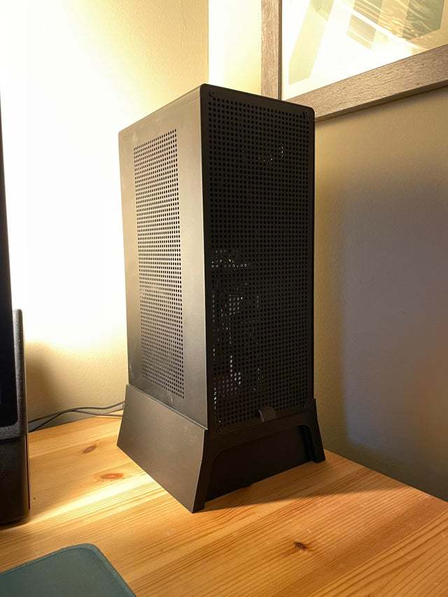 Loque Ghost S1 Vertical Stand
