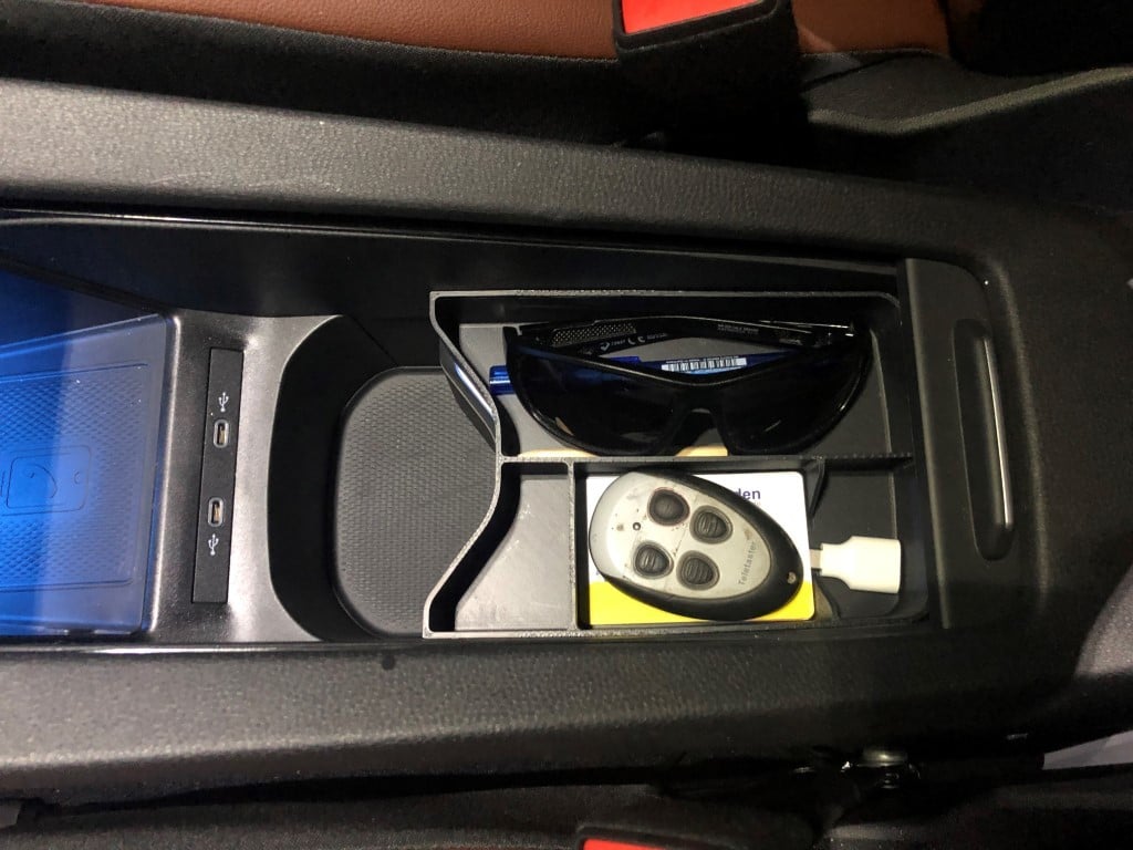 VW ID4 center console tray