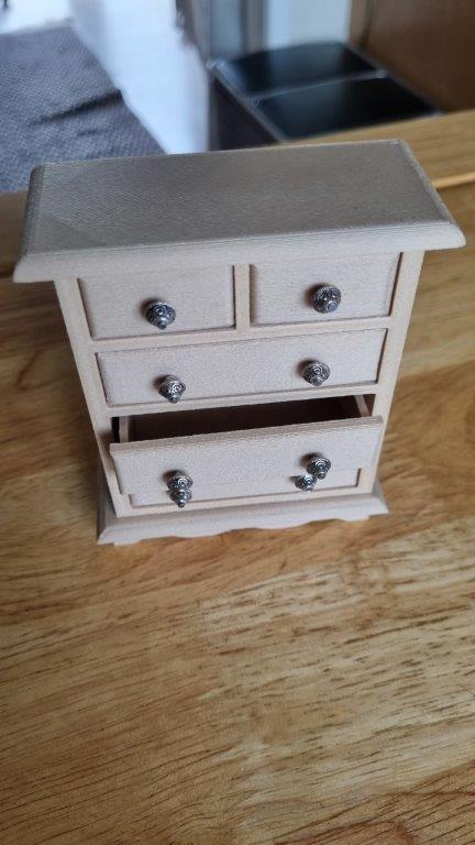 Dolls House Chest of Drawer