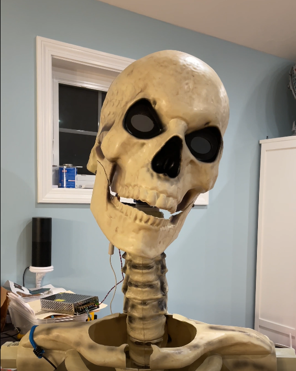 3-Axis Skull Mod for 12ft Skeleton