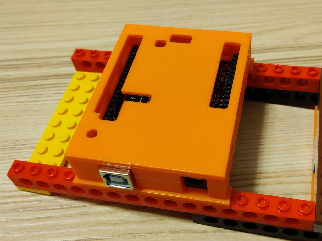 Arduino Uno case - lego compatible