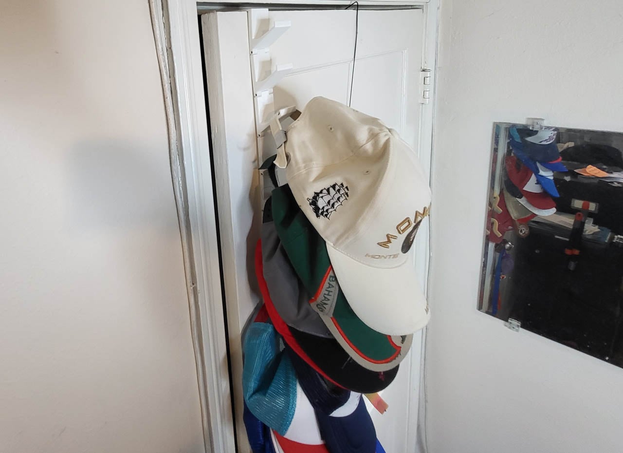 Infinite Over-The-Door Hat Rack Hanger M2 Remix
